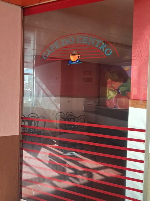 Oportunidade única: Café equipado no coração da Covilhã – Pronto a abrir!