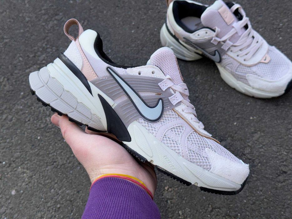 Nike V2K Run Platinum Violet