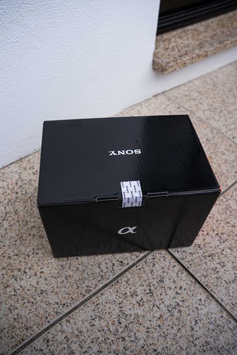 Sony A 7 IV - nova - caixa selada