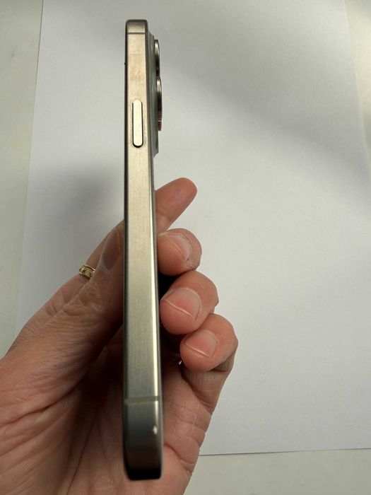iPhone 15 Pro, 128 GB, Natural Titanium, kondycja 100%