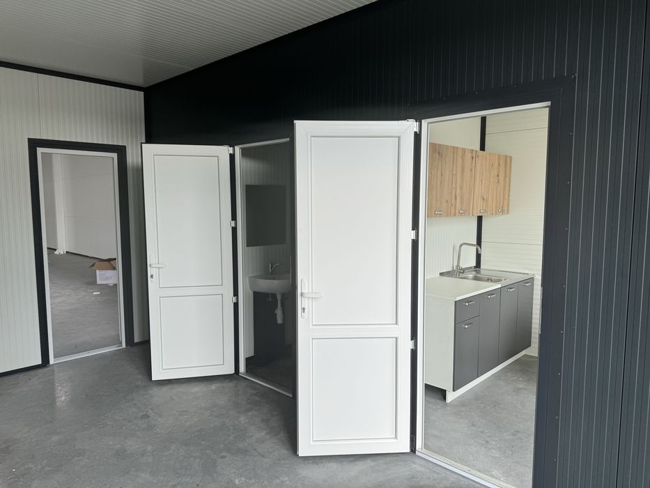Продаж сучасного складського приміщення. 1200м², 42сот. в 7 км від Львова в с.Бартатів з прямим виїздом на логістичний шлях М11 Львів–Шегині.