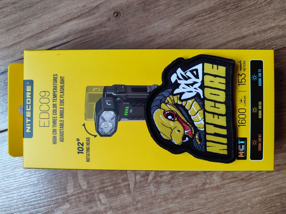 Nitecore EDC09 MCT 2.0 (поворот голови)