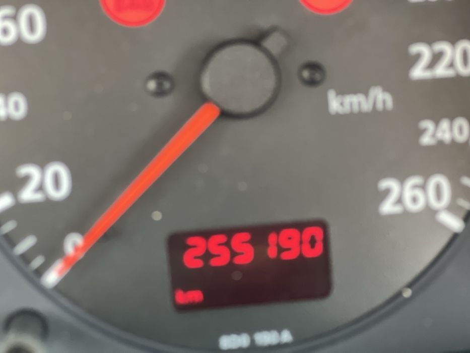 Продам аудюшку А4В5