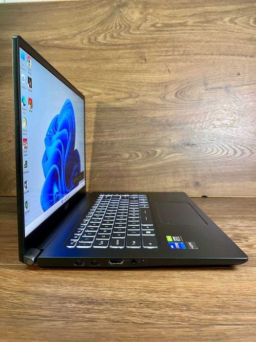 MSI Prestige 15 A12UC\ RTX 3050 4 ГБ\i7-1280P, 14 ядер / 20 потоків\ SSD 512 ТБ NVMe\16 ГБ DDR4
