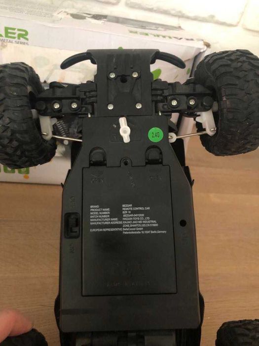 Zdalnie sterowany samochód 2,4 GHz BEZGAR Crawler RC
