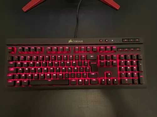 Teclado Mecanico Corsair k68 100% funcional