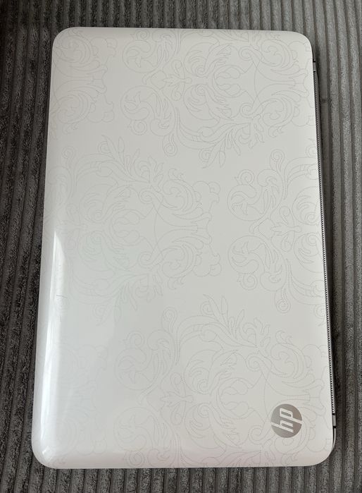 laptop HP Pavilion dv6 biały