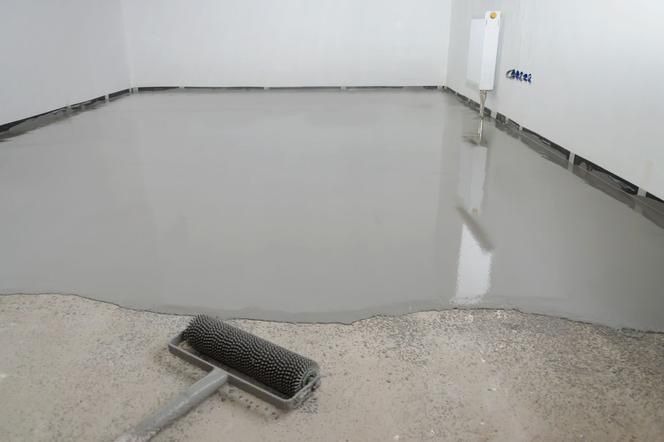 Wylewka samopoziomujace/Remont mieszkań oraz adaptacja poddaszy