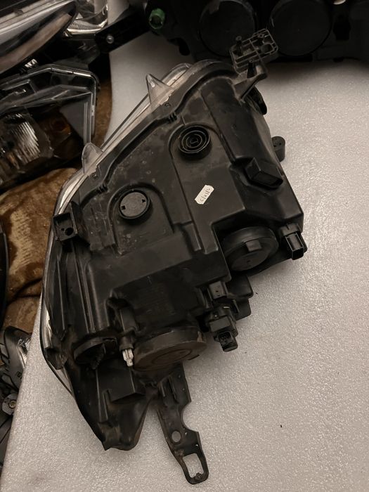 Citroen C-elysee reflektor lampa