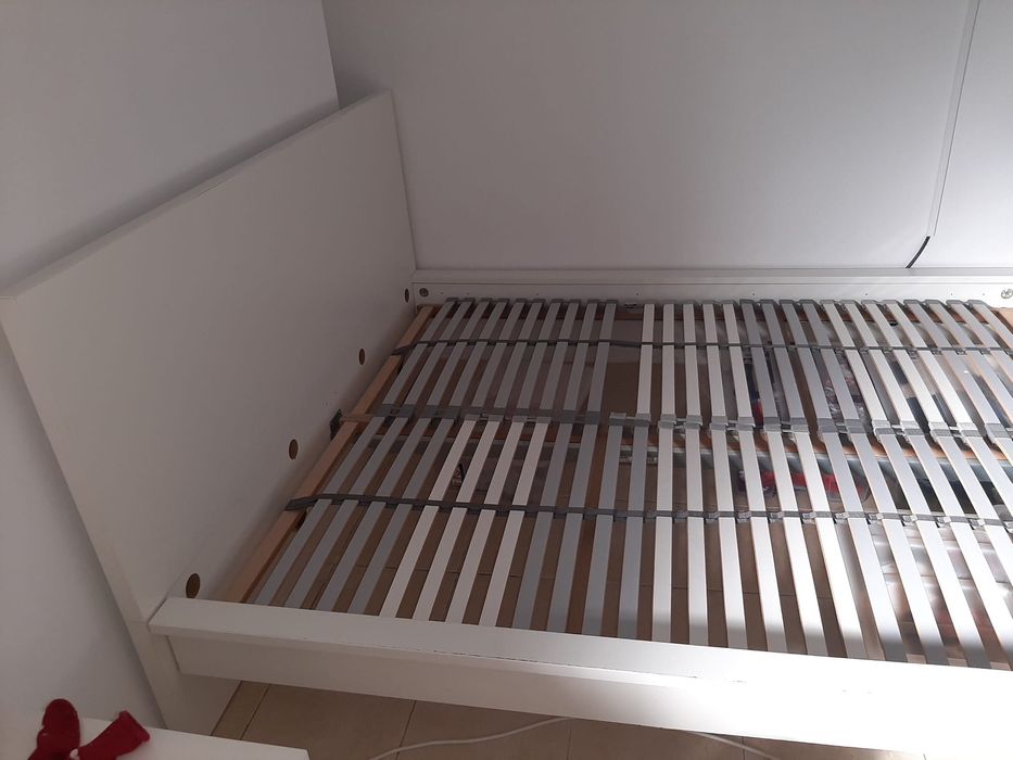 Cama Ikea Malm branca 160x200