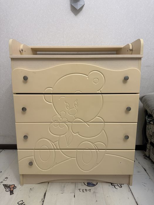 Комод - пелінатор