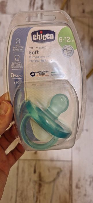 Smoczek chicco nowy