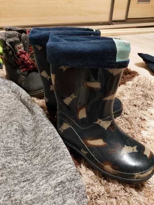 NOWA CENA Ubranka dla chłopca 90-94, buty 24, 25, 50 sztuk