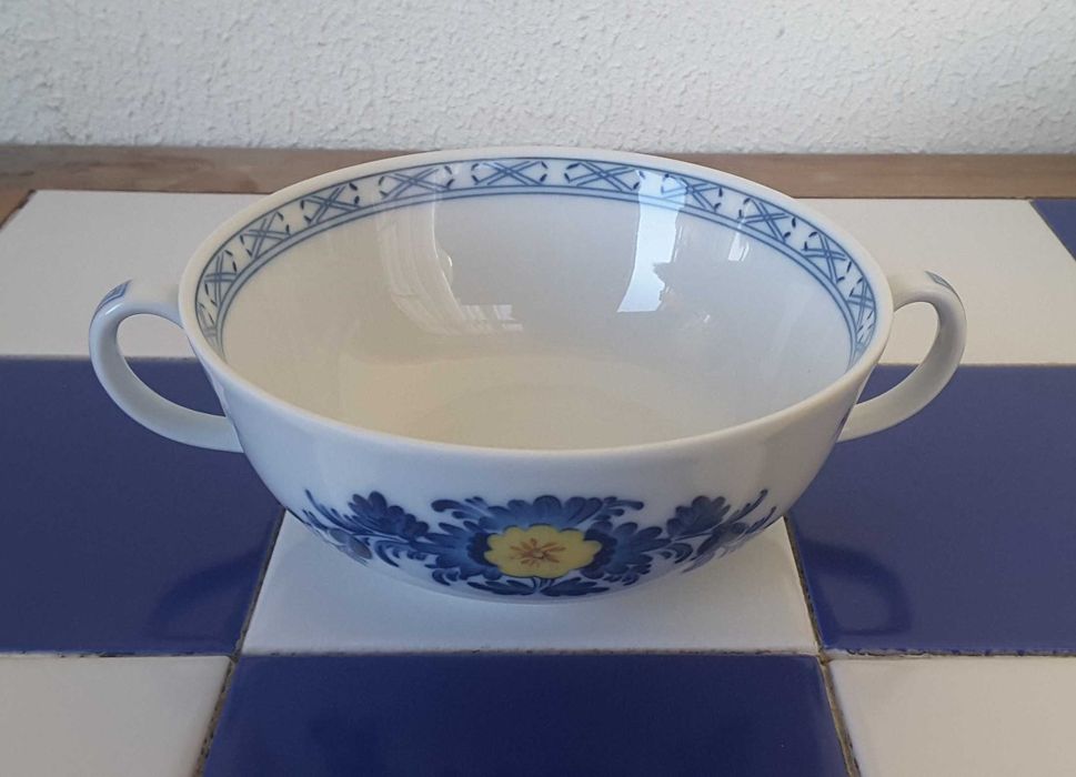 Taça de Consommé Vista Alegre - Coleção "Viana"