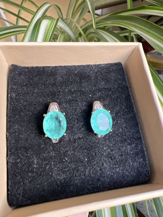 Серебрянные сережки с турмалином