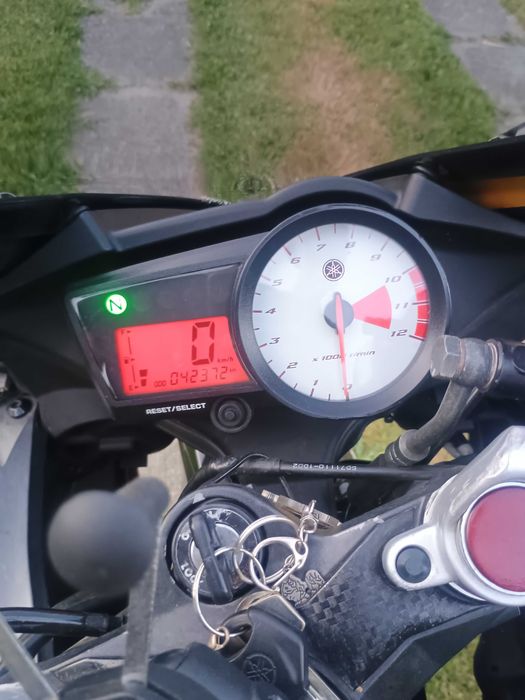 Yamaha yzf r125 2012r