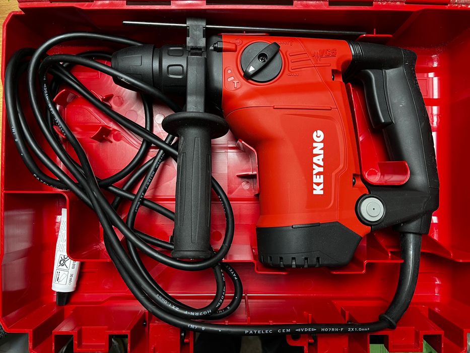 OKAZJA Nowy młot udarowy Keyang PHD-30A 800W+walizka+3 skuwaki Heller