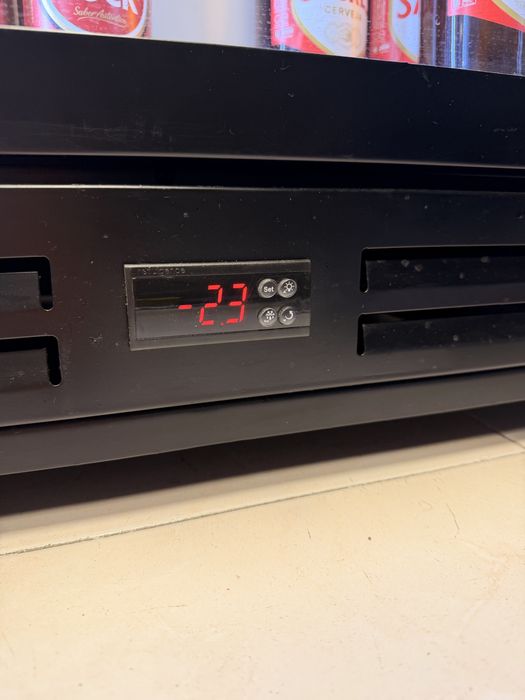 Frigorífico expositor - como novo