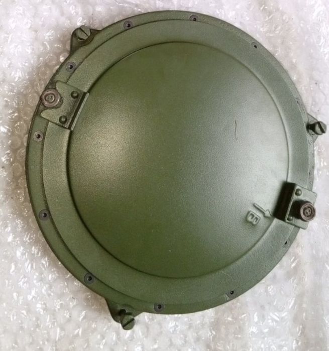 Продам фару гст-64 оу-3 луна фг-125 126 127 танковую глазок светильник