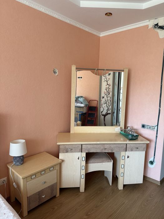 Спальні гарнітури