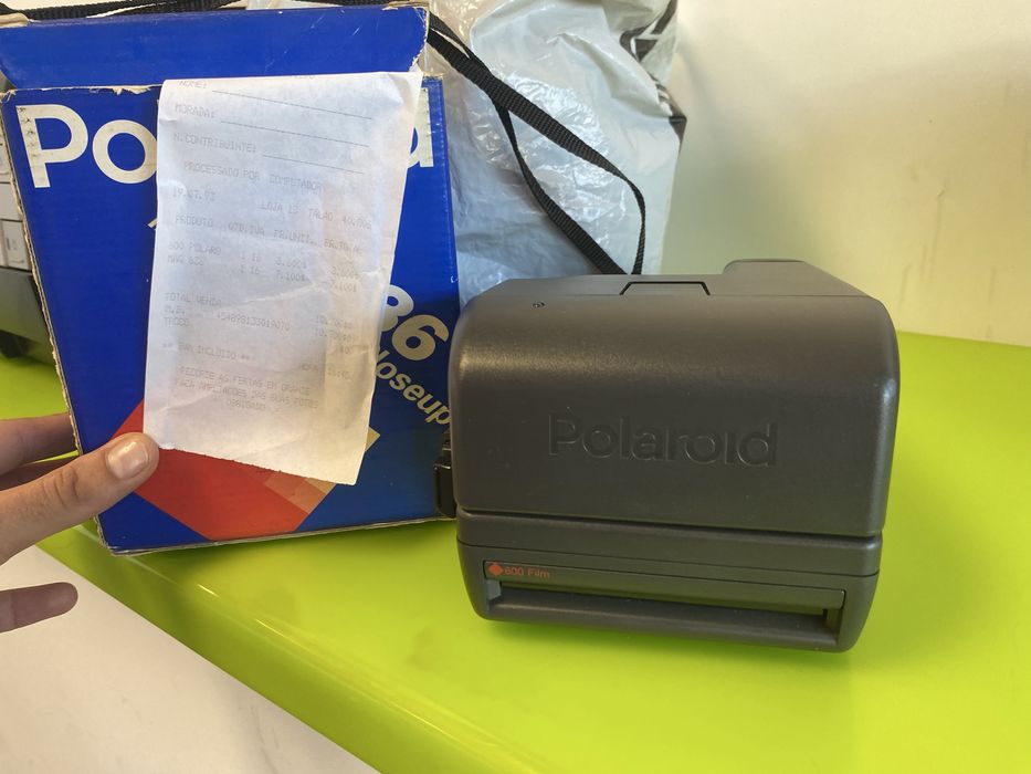 POLAROID 636 Closeup - Com Caixa e Talão Original (a mais valorizada)