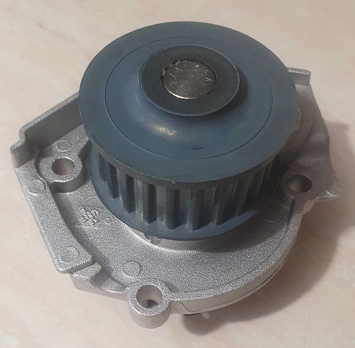 INA Pompa Wody do FIAT GRANDE PUNTO / STILO 1.2 1.4