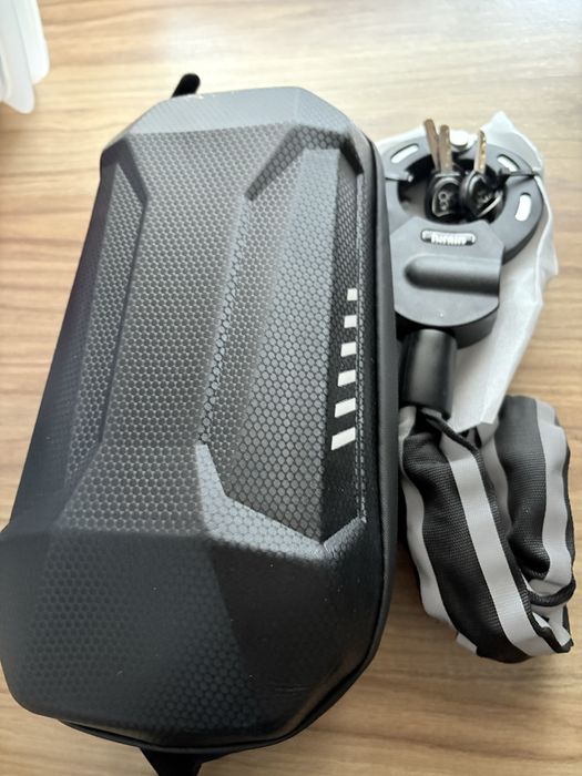 Zapięcie +torba do hulajnogi elekttrycznej Nowe