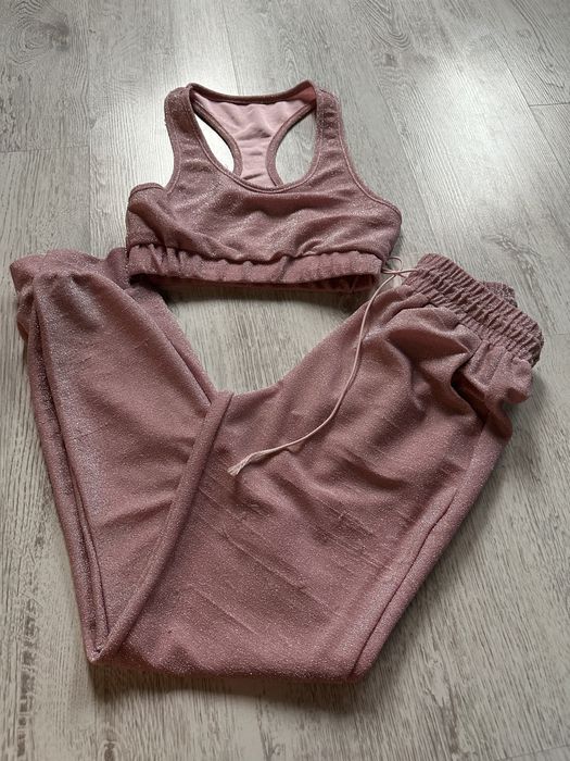 Komplet dwuczęściowy