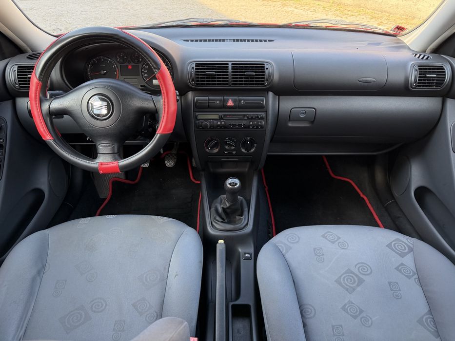 SEAT Leon 1.6 105cv – 108 mil km – Estado Impecável