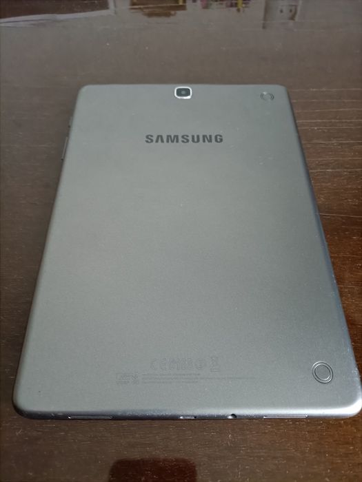 Планшет Samsung Galaxy Tab A T550