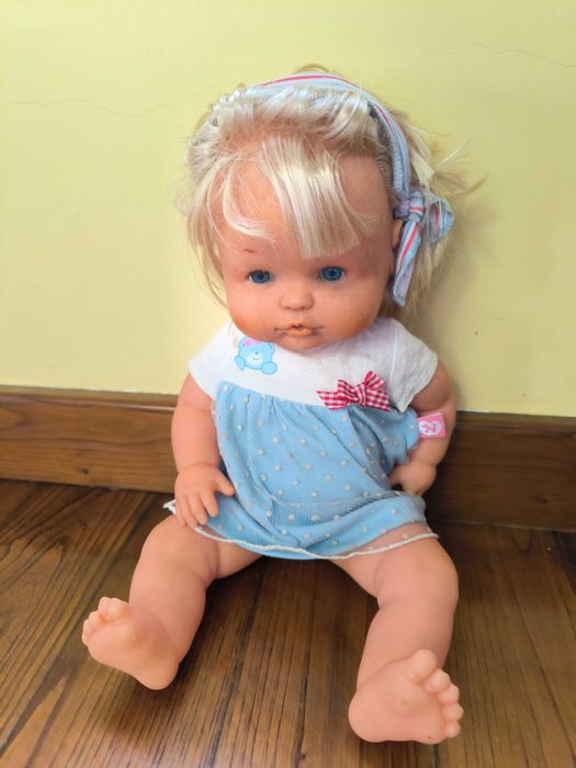 Boneco Nenuco, em muito bom estado.