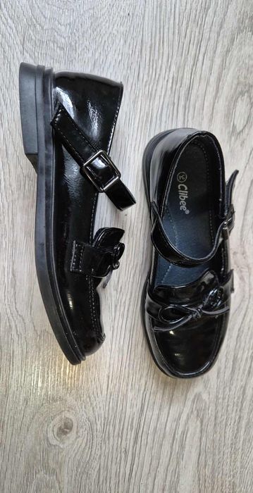 Buty lakierowane