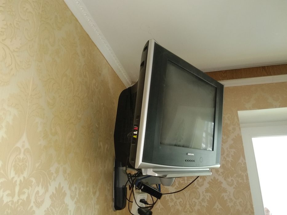 Продам трубочний телевізор Samsung 21 дюйм