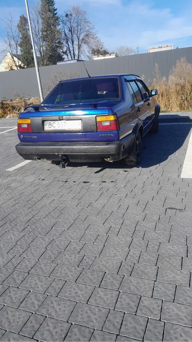 Продається джета 2 на ходу