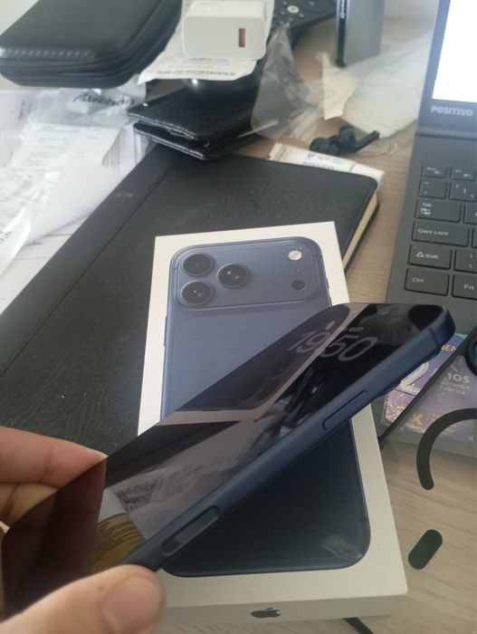 IPHONE 17 pro max 256g