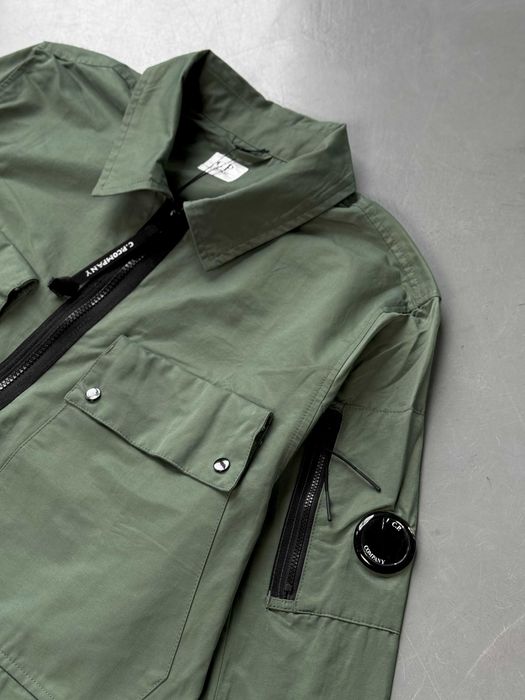 Чоловічий овершот C.P. Company на весну / Легка куртка з лінзою