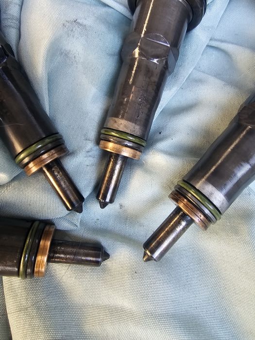 Injecao be com bicos 160 firad  poucos quilómetros cerca de 1500km