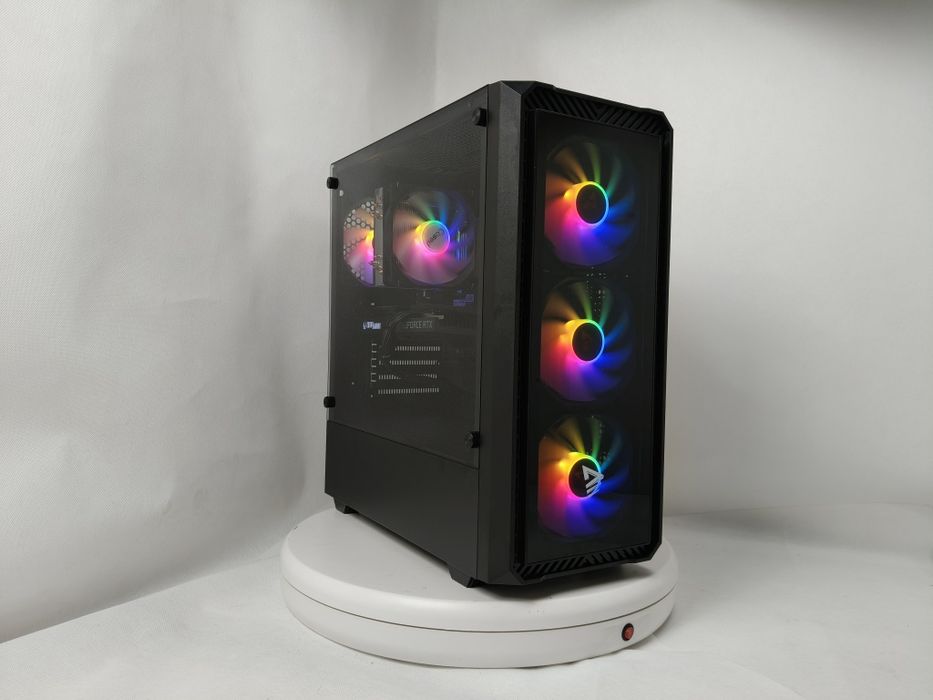 Komputer Ultra 7 265K,RTX 5070,32 GB RAM,Win 11,Office