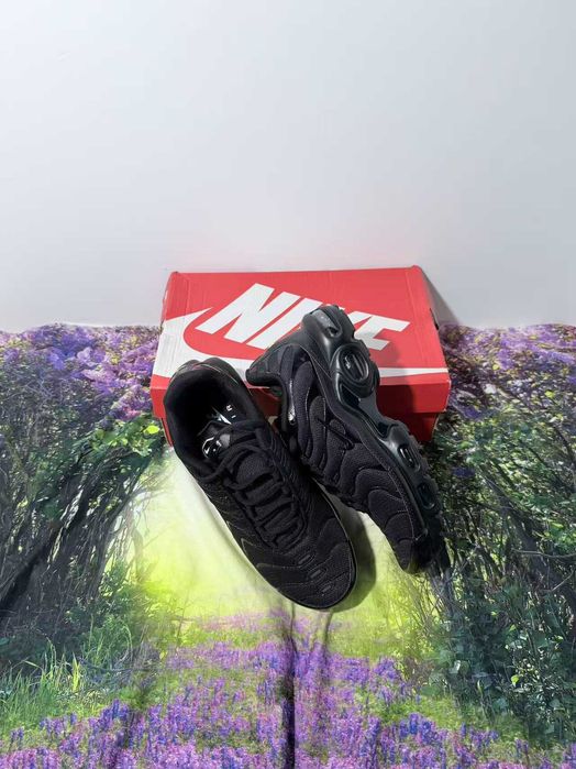 Air Max TN Plus Black R.43