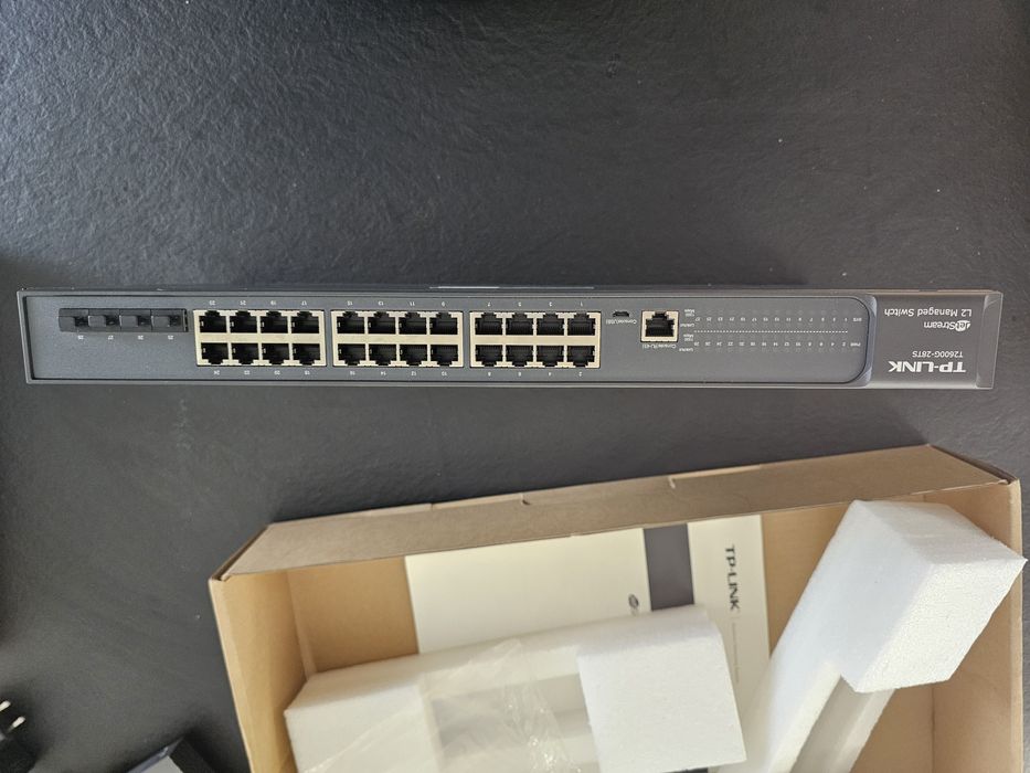 TP-LINK JetStream T2600G-28TS (TL-SG3424) – Switch Gigabit 24-portowy