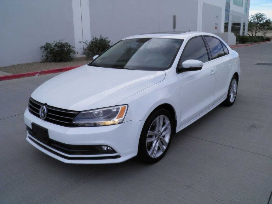 Volkswagen Jetta      2016