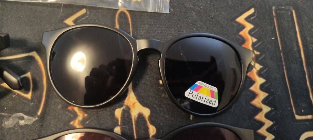 Óculos graduados novos com lentes magnéticas de sol