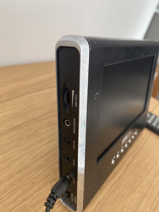 DVD player 7” portátil