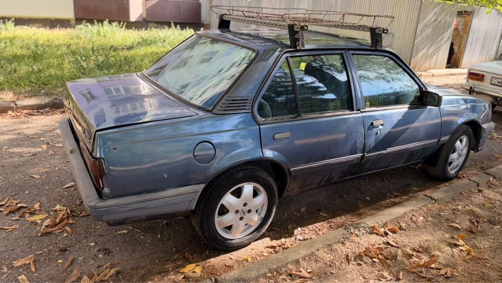 продаётся Опель аскона автомат