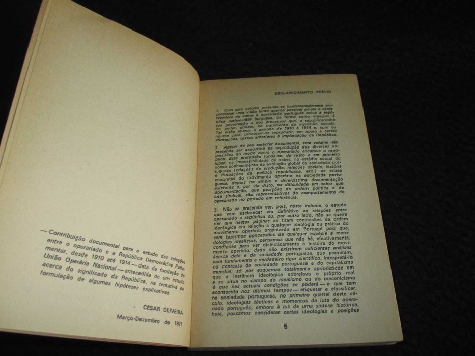 Livro O Operariado e a República Democrática César Oliveira
