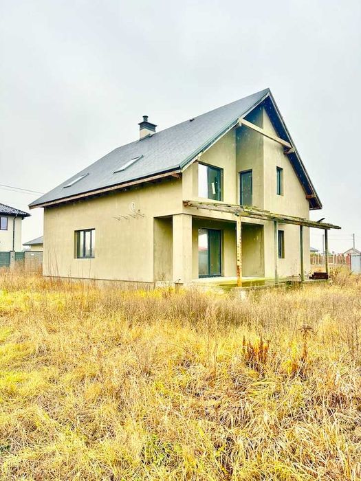 Будинок по вулиці Гранатовій. Котеджне містечко Міжріччя. Хотянівка. Вишгородський район. Київ 15 хвилин.