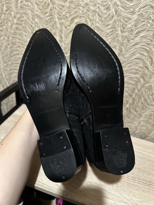 Козаки Melvin & Hamilton