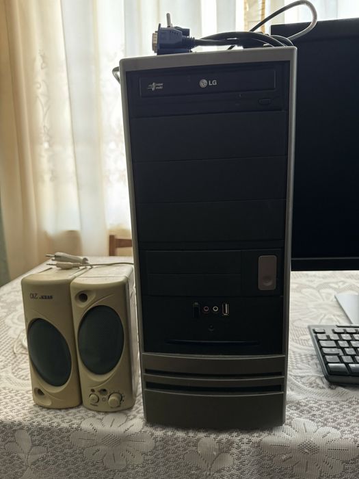 Продається комп'ютер в комплекті