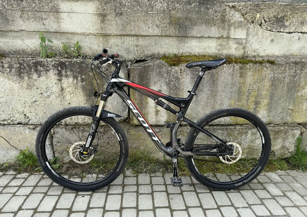 Велосипед двохпідвісний карбоновий Scott Spark 710 27.5" L 800$