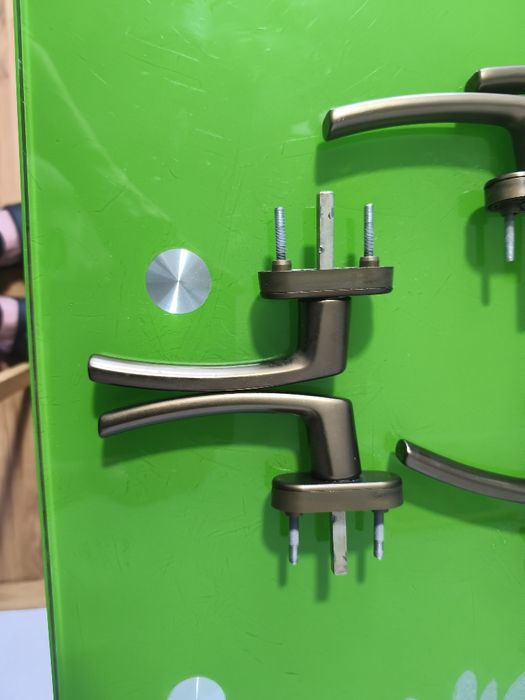 Klamka do okien stare zloto  Roto